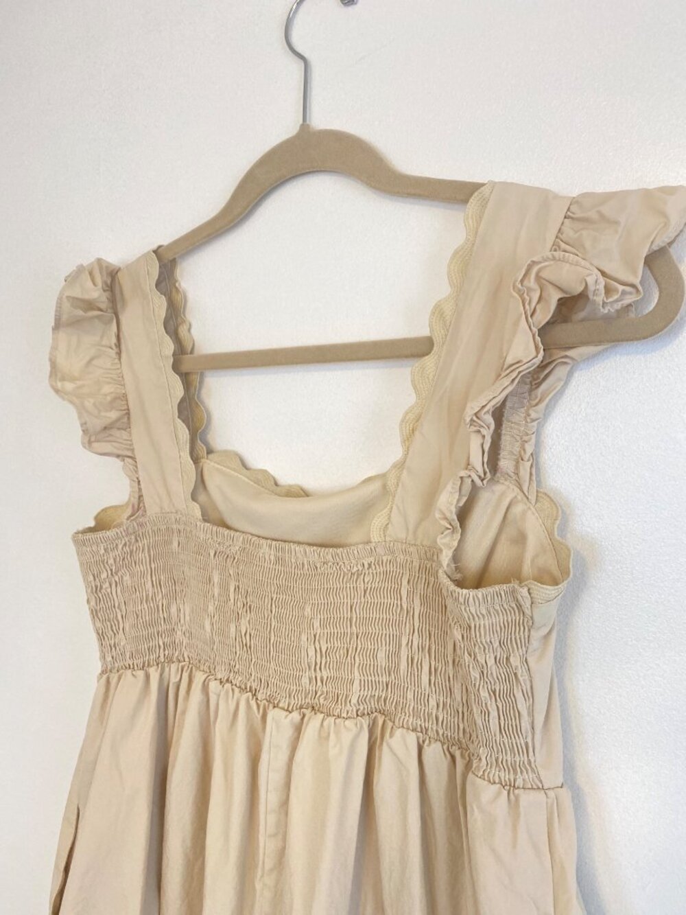 Listicle Beige Scalloped Ruffle Sleeve Cotton Maternity Midi Dress Size M - Picture 8 of 10